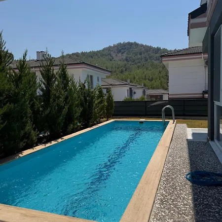 Villa Villa Jusmin Havuzlu Villa Dalaman